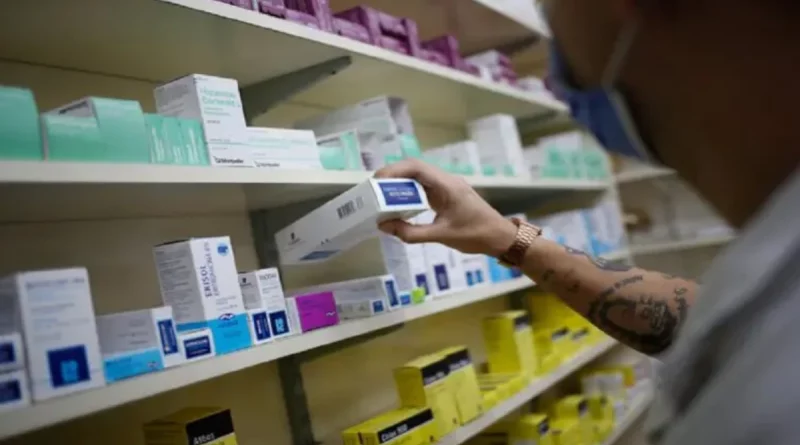 argentina, medicamentos gratuitos. jubilados, Javier milei