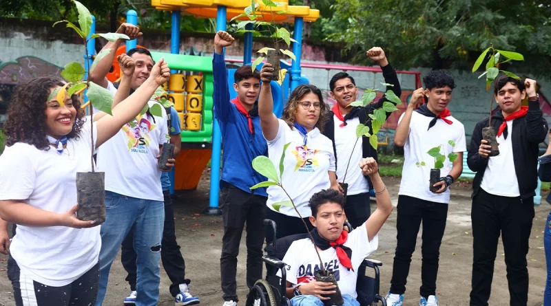 movimiento ambientalista, juventud sandinista 19 de julio, jornada de limpieza y reforestacion, nicaragua, roberto clemente, homenaje,