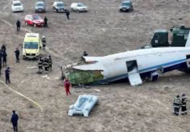 desplome, avíon, minuto a minuto, Kazajistán, accidente aéreo,