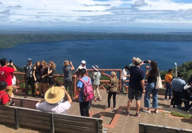 nicaragua, masaya, catarina, mirador de catarina, familias,