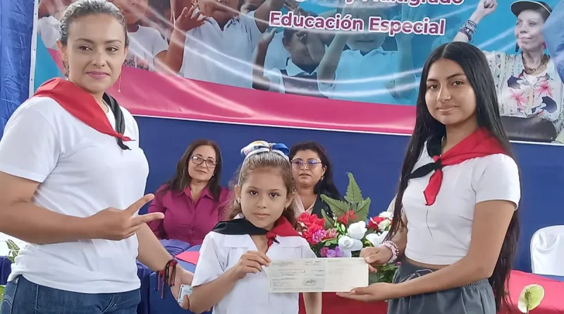 niños, Matagalpa, mined, bono presidencial, nicaragua