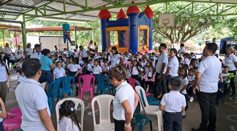 niños, niñas, ciclo escolar, MINED, Nicaragua,