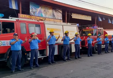 bomberos, camiones de bomberos, estación de bomberos, Tipitapa, atención a emergencia, camiones,