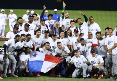 serie, Las Américas, beisbol, selección de Panamá, Selección de Nicaragua, jugadores, estadio, bandera, trofeo, campeones, corona,