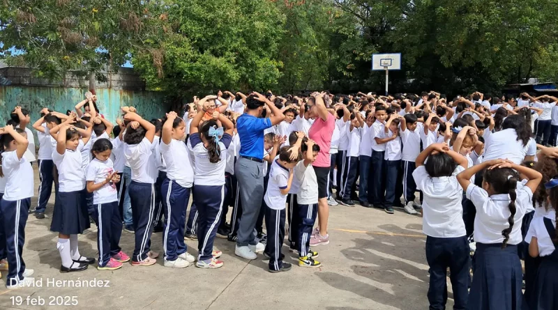 nicaragua, bomberos unidos, colegio experimental Mexico, seguridad escolar