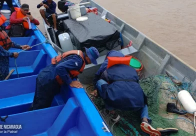 embarcación, deriva, Fuerza Naval, Ejército de Nicaragua, realiza, salvamento, Bluefields,