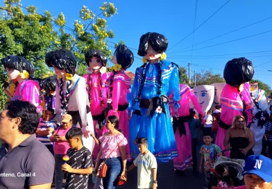 evento cultural Masaya, desfile de gigantografías, insurrección de monimbó, los sabogales, masaya, frente sandinista, nicaragua