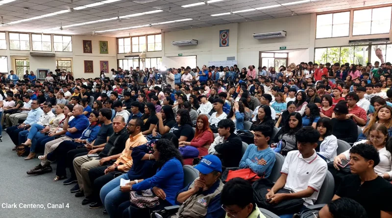 nicaragua, universidad Casimiro Sotelo, legado, General Sandino, alcaldía de managua