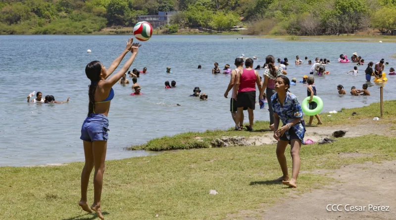 mateare, laguna de xiloa, managua, familias, cruz blanca, verano, centro turistico,