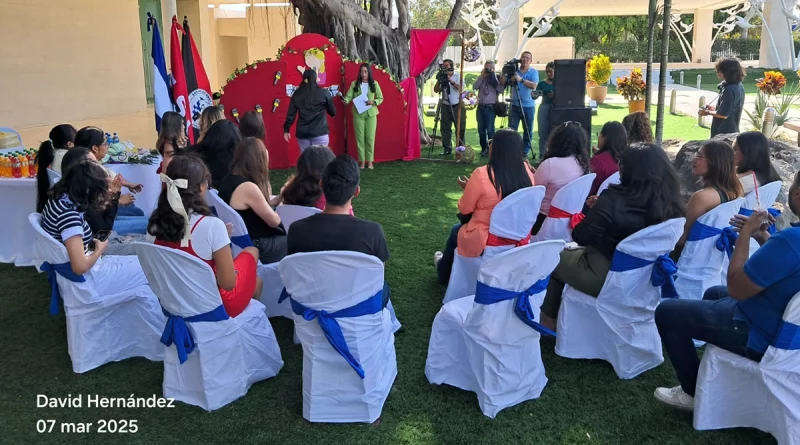 gobierno de nicaragua, dia internacional de la mujer, red comunicadores, homenaje,