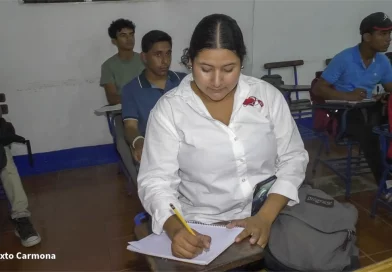 maría inés ruiz, rivas nicaragua, mujeres en la construcción, inatec gaspar garcía laviana, técnico en construcción civil, energía renovable, gobierno sandinista