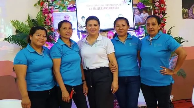 mujeres líderes, empoderamiento femenino, mujeres emprendedoras, masaya, congreso nacional, mujeres innovadoras