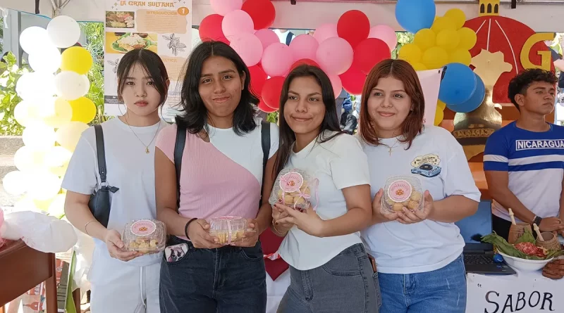 feria, UAM, estudiantes, recibe, feria de identidad nacional, orgullo patrio, bienvenida,